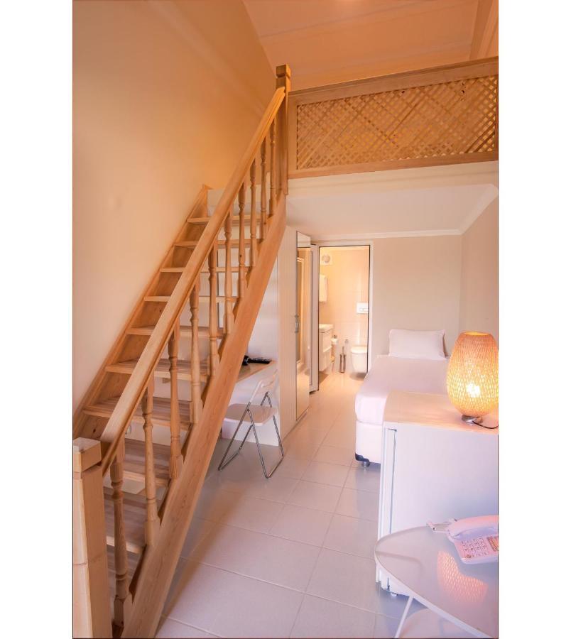 Ion Club Loft Rooms Alacati Exterior photo